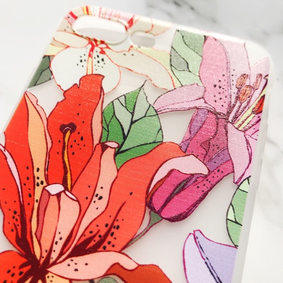 NEW iPhone 7/8/7+/8+ Bright Floral Soft Case - Picture 2 of 3